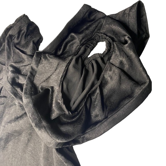 NWT MISA LOS ANGELES BLACK RUFFLE BLOUSE WITH FLUTTER SLEEVE DETAIL - Picture 4 of 10